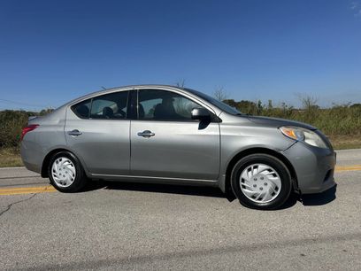 Used 2014 Nissan Versa SV