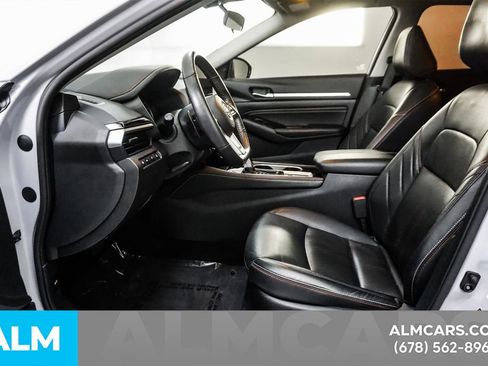 Used 2023 Nissan Altima 2.0 SR image 16