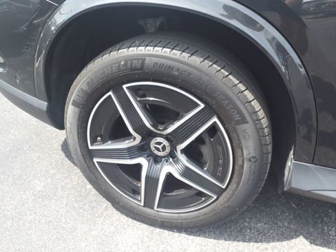 Certified 2025 Mercedes-Benz GLC 300 4MATIC image 12