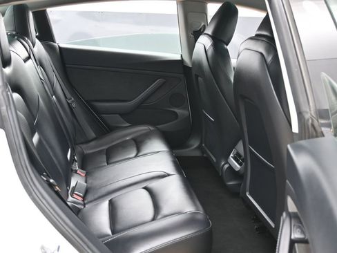 Used 2023 Tesla Model 3 Standard Range RWD image 38