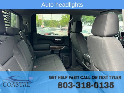 Used 2021 Chevrolet Silverado 1500 LT Trail Boss w/ Convenience Package II AWD/4WD image 16