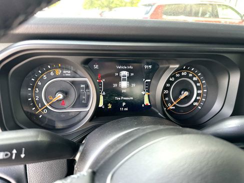 New 2026 Jeep Gladiator Mojave AWD/4WD image 19