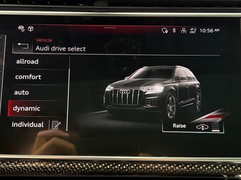 Used 2023 Audi SQ7 Prestige w/ Sport Package AWD/4WD image 36