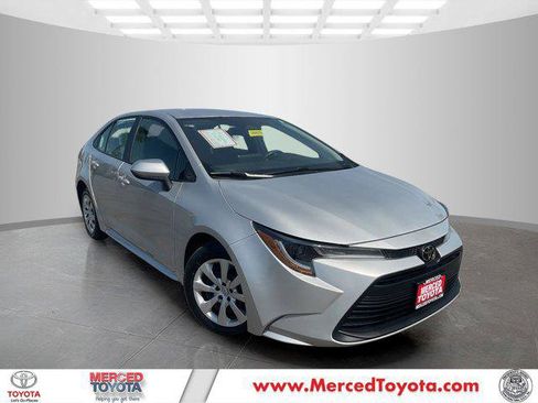 Certified 2024 Toyota Corolla LE image 1
