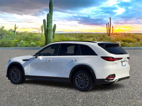 Used 2025 MAZDA CX-70 3.3 Turbo w/ Preferred Package image 4