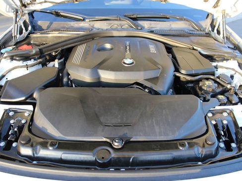 Used 2017 BMW 330i Sedan image 32