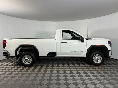 Used 2024 GMC Sierra 2500 Pro image 5