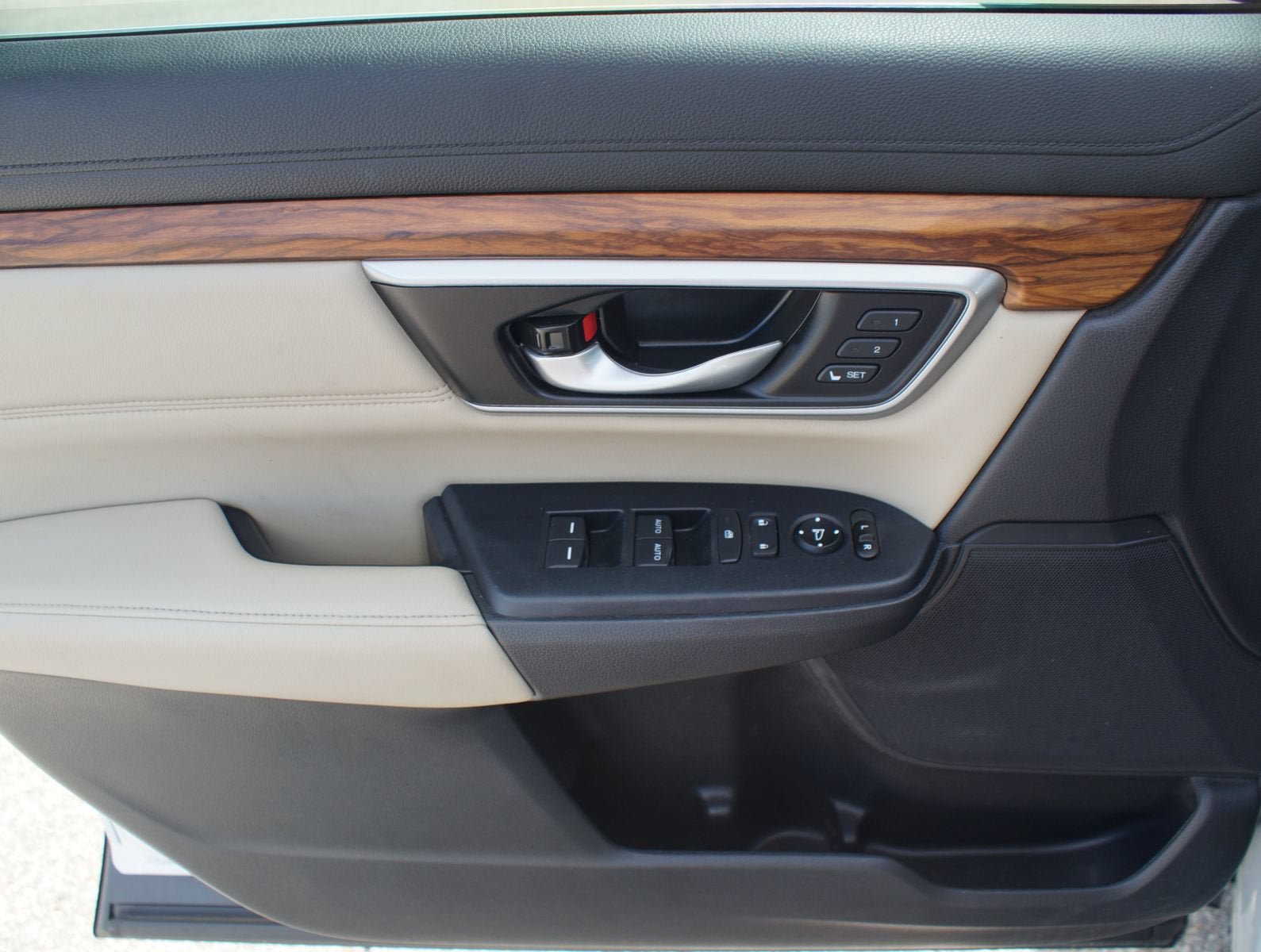Used 2021 Honda CR-V EX-L image 28