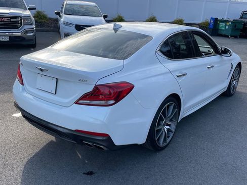 Used 2021 Genesis G70 2.0T Sport RWD image 3