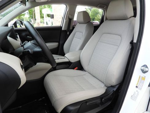 Used 2024 Honda HR-V LX image 46