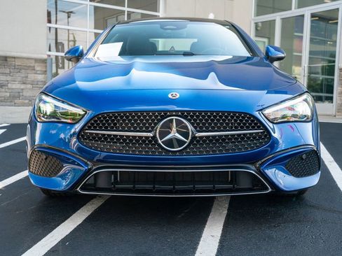 Used 2024 Mercedes-Benz CLE 300 4MATIC Coupe image 4