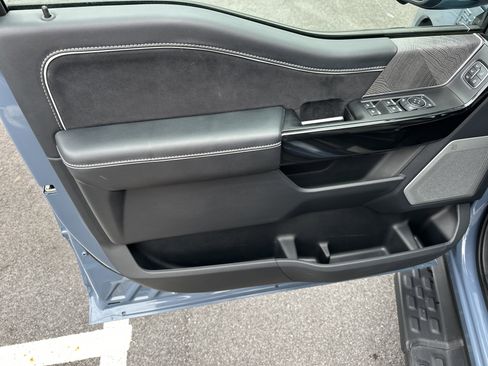 Used 2023 Ford F150 Lightning Platinum image 11