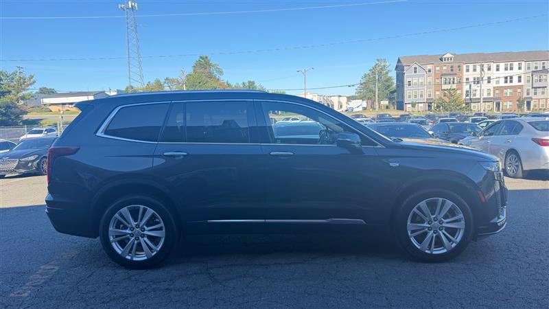 Used 2022 Cadillac XT6 Premium Luxury AWD/4WD image 5