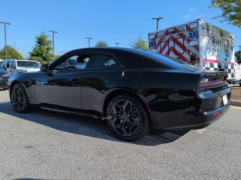 Used 2025 Dodge Charger Daytona R/T w/ Quick Order Package 25M R/T AWD/4WD image 6