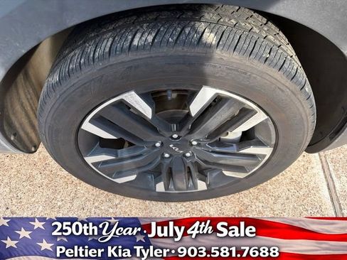 Certified 2024 Kia Telluride SX Prestige AWD/4WD image 14