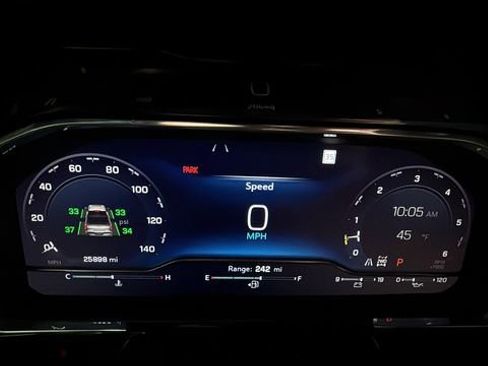 Used 2025 Chevrolet Silverado 1500 High Country image 11