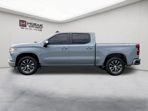 Used 2024 Chevrolet Silverado 1500 LT AWD/4WD image 5