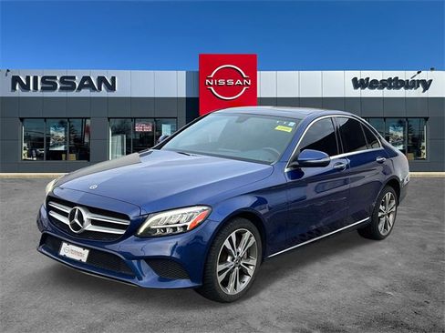 Used 2020 Mercedes-Benz C 300 4MATIC Sedan w/ Premium Package image 4