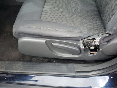 Used 2011 Dodge Nitro Heat AWD/4WD image 18