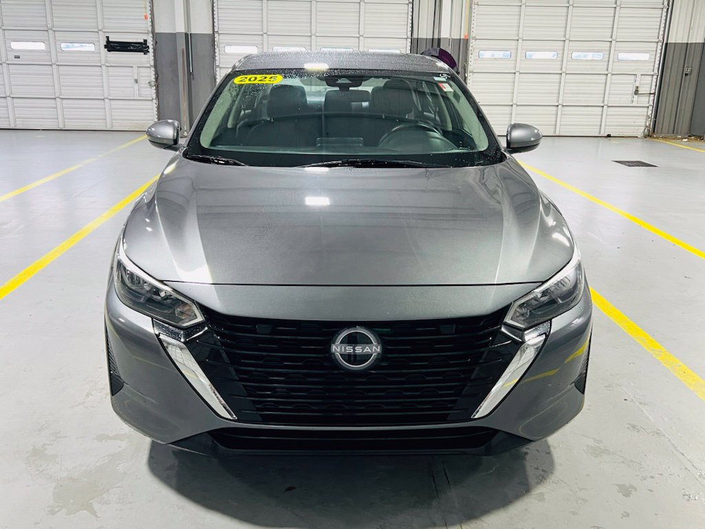 Used 2025 Nissan Sentra S FWD image 11