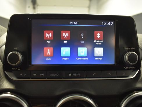 Certified 2025 Nissan Sentra S FWD image 21