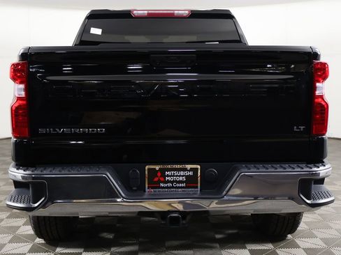 Used 2023 Chevrolet Silverado 1500 LT AWD/4WD image 10
