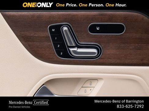 Certified 2023 Mercedes-Benz GLB 250 4MATIC image 14