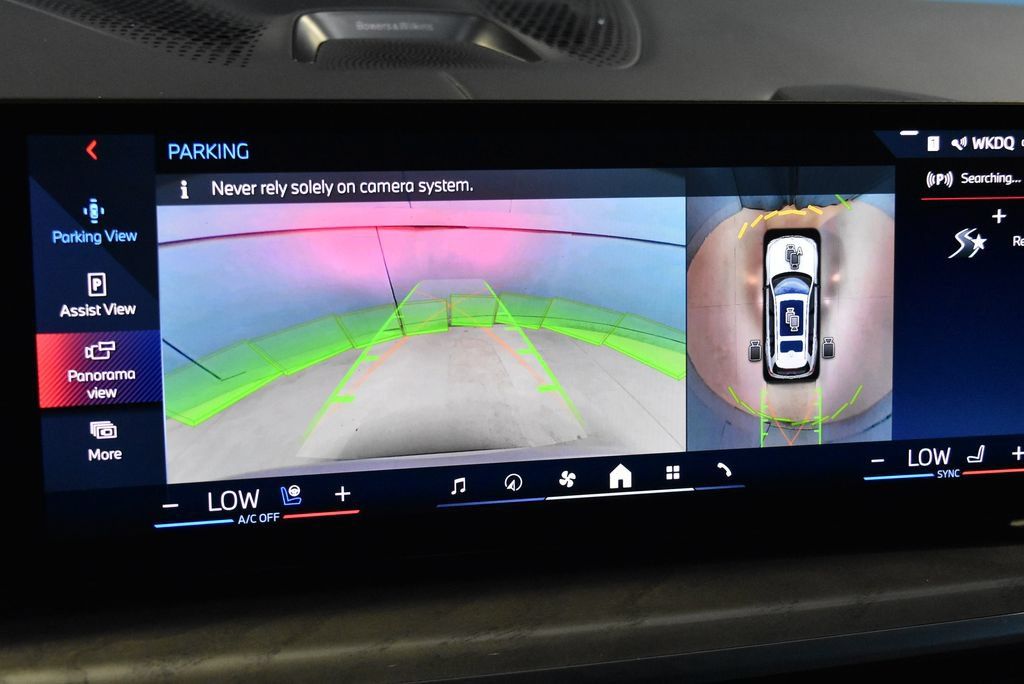 Used 2025 BMW X7 M60i AWD/4WD image 12