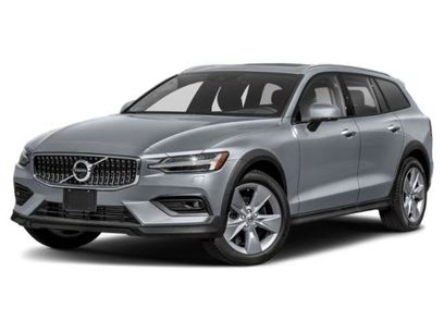 Used 2021 Volvo V60 T5 Cross Country