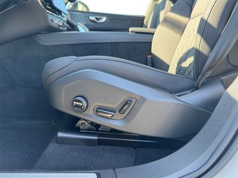 New 2026 Volvo XC60 B5 Plus w/ Protection Package Premier image 25