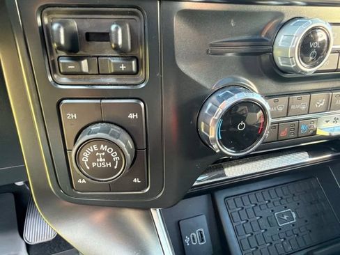 Used 2025 Ford F150 Raptor AWD/4WD image 16