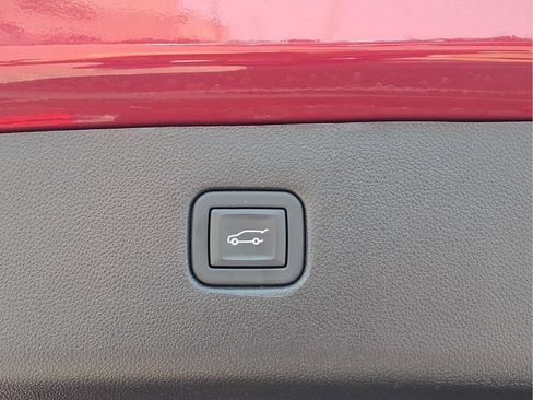 Certified 2024 Chevrolet Blazer LT w/ Convenience Package FWD image 22