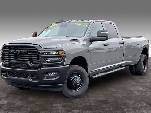 Certified 2026 RAM 3500 Tradesman AWD/4WD image 1
