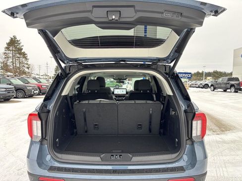 New 2026 Ford Explorer Active w/ Active Comfort Package image 17