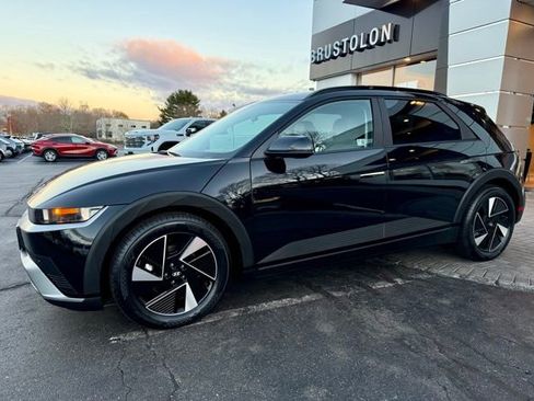 Used 2025 Hyundai Ioniq 5 SEL image 8