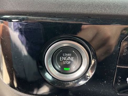 Used 2024 GMC Sierra 1500 SLT RWD image 24