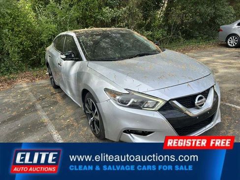 Used 2018 Nissan Maxima Platinum w/ Interior Lighting Package image 2