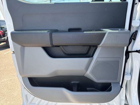 Used 2023 Ford F250 XL w/ XL Chrome Package image 20