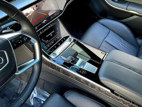 Used 2023 Audi A8 L 3.0T image 16