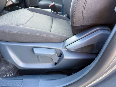 New 2026 Ford Maverick XL image 8