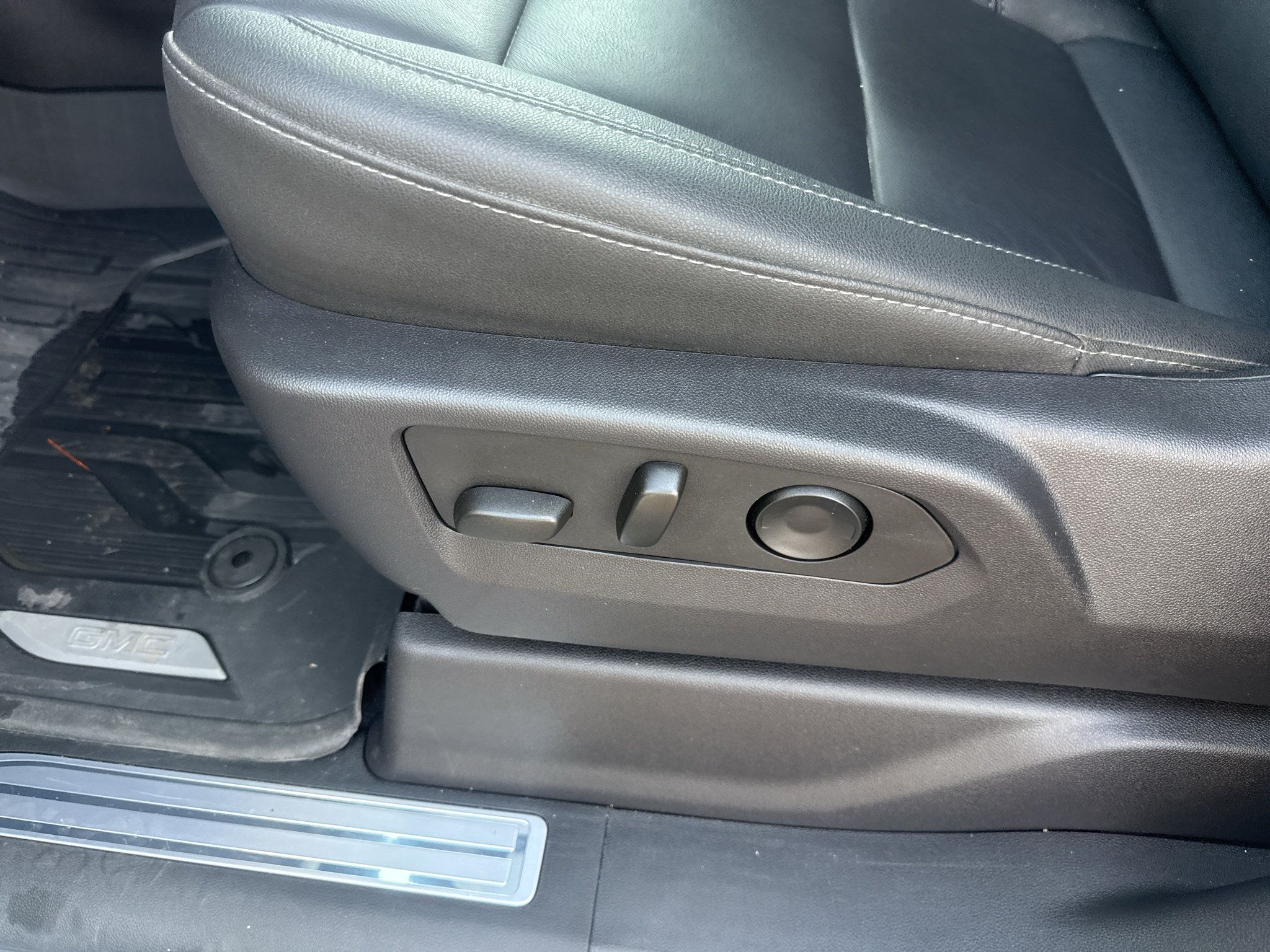 Used 2024 GMC Sierra 1500 Elevation w/ Elevation Premium Package AWD/4WD image 20