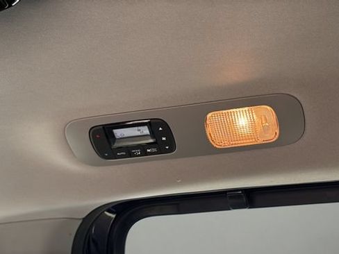 Used 2023 Honda Odyssey Touring image 37