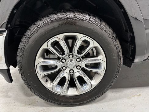 Used 2022 RAM 1500 Laramie AWD/4WD image 63
