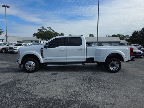 Used 2023 Ford F450 Lariat image 5