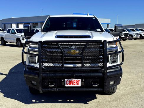 Used 2023 Chevrolet Silverado 3500 High Country w/ Z71 Off-Road Package image 4