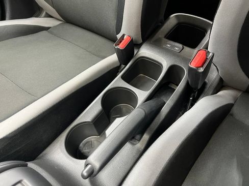 Used 2025 Nissan Versa S w/ Trunk Package FWD image 27