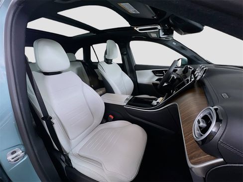New 2026 Mercedes-Benz GLC 300 4MATIC image 31