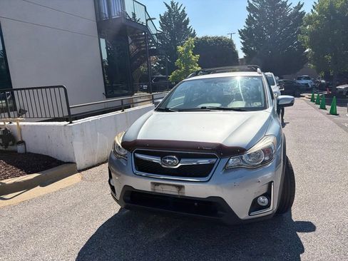 Used 2016 Subaru Crosstrek Hybrid AWD/4WD image 2
