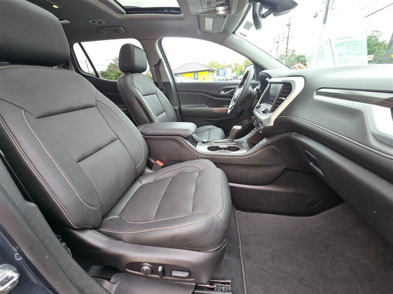 Used 2019 GMC Acadia SLT w/ Black Edition FWD image 15