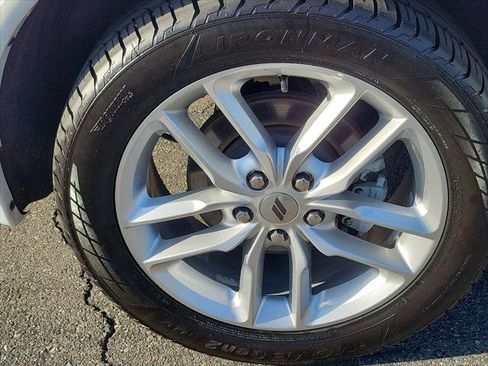 Certified 2024 Dodge Durango GT RWD image 23